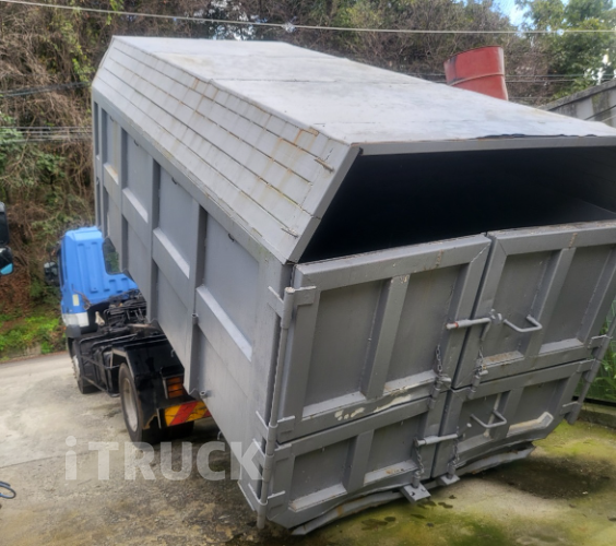 현대 메가트럭 암롤 255 5톤 수동 단바리 4