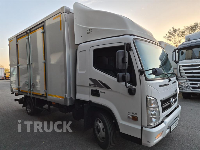 현대 올뉴마이티 2.5톤 익스하이탑 슈퍼캡 2