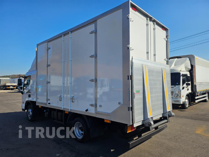 현대 올뉴마이티 2.5톤 익스하이탑 슈퍼캡 4