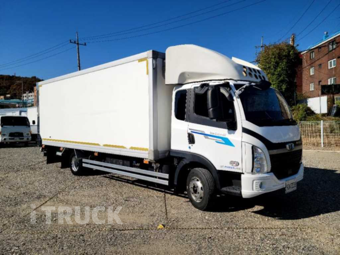 타타대우 더쎈 4톤 광폭 냉동탑 투냉 조르다 1