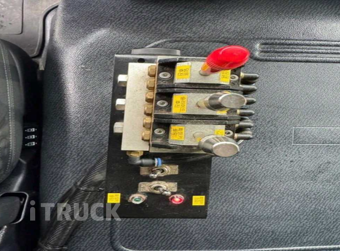 현대 파비스 암롤 325 5.3톤 오토 앞축 5