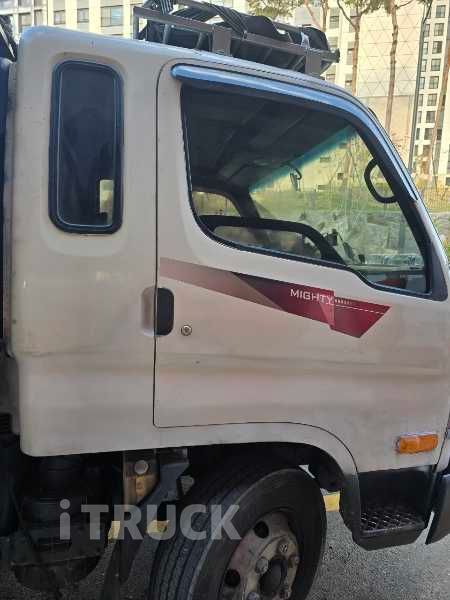 현대 이마이티 2.8톤 카고 슈퍼캡 장축 4