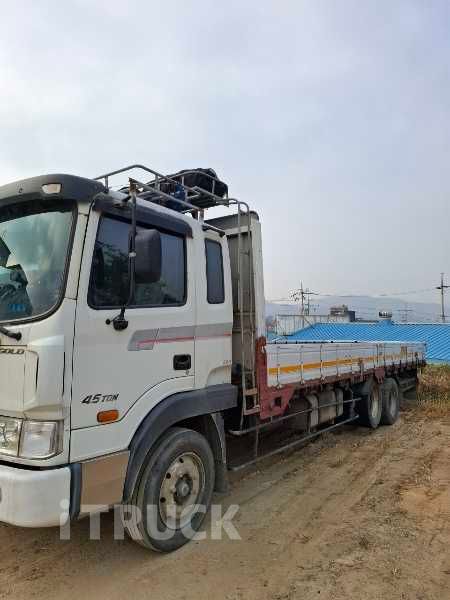 현대 메가트럭 260 앞축 카고 4.5톤 수동