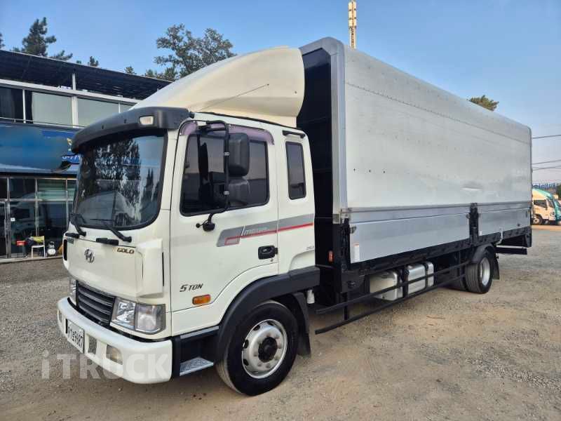 현대 메가트럭 260 단바리 윙바디 5톤 수동 0