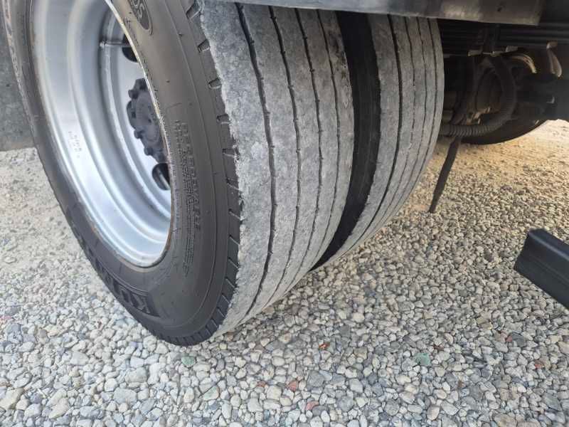 현대 메가트럭 260 단바리 윙바디 5톤 수동 9