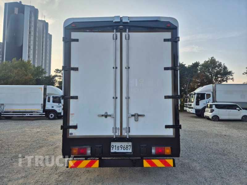 현대 메가트럭 260 단바리 윙바디 5톤 수동 5