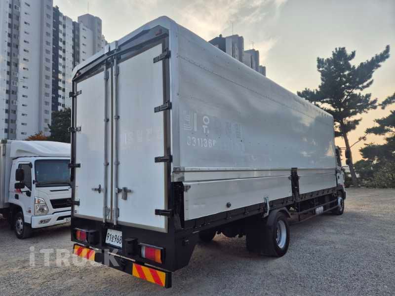 현대 메가트럭 260 단바리 윙바디 5톤 수동 3