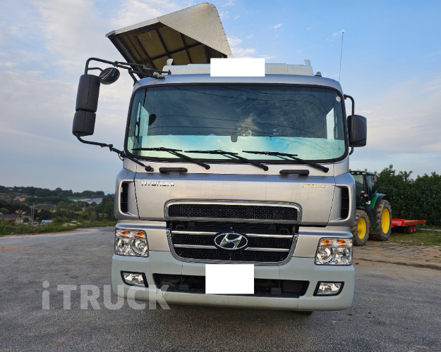 현대 뉴파워트럭 앞축 윙바디 25톤 수동 1