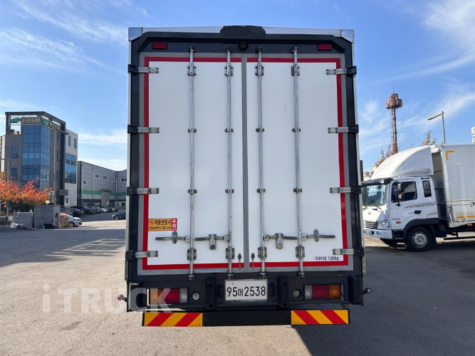 현대 메가트럭 260 후축 냉장윙 5톤 수동 5