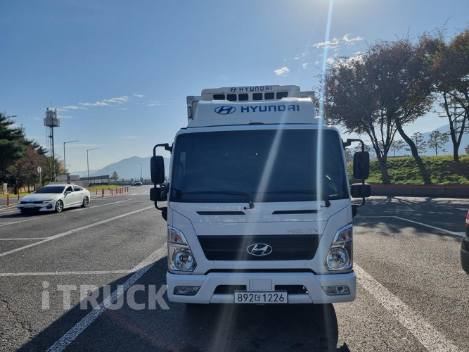 현대 올뉴마이티 2.5톤 냉동탑 1