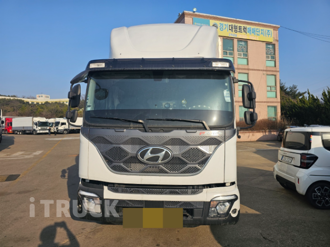 현대 파비스 300 후축 윙바디 8.1톤 오토 2