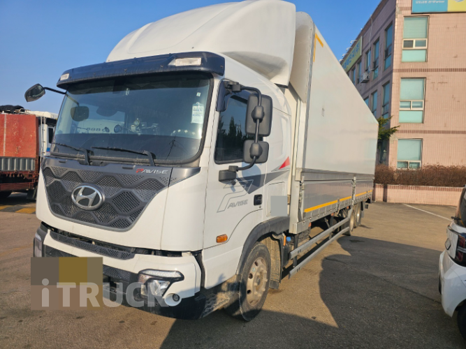 현대 파비스 300 후축 윙바디 8.1톤 오토 1