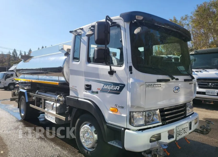 현대 살수차 메가트럭 스텐탱크 8,000L 수동