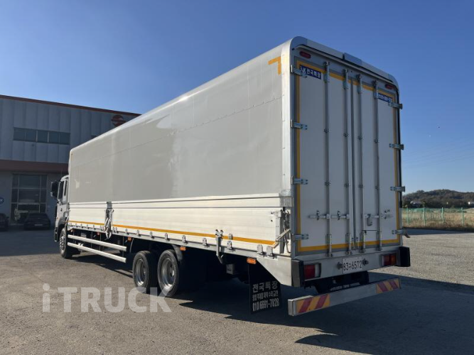 현대 메가트럭 와이드캡 300 후축 윙바디 8톤 수동 4