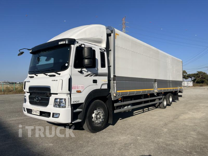 현대 메가트럭 와이드캡 300 후축 윙바디 8톤 수동 1