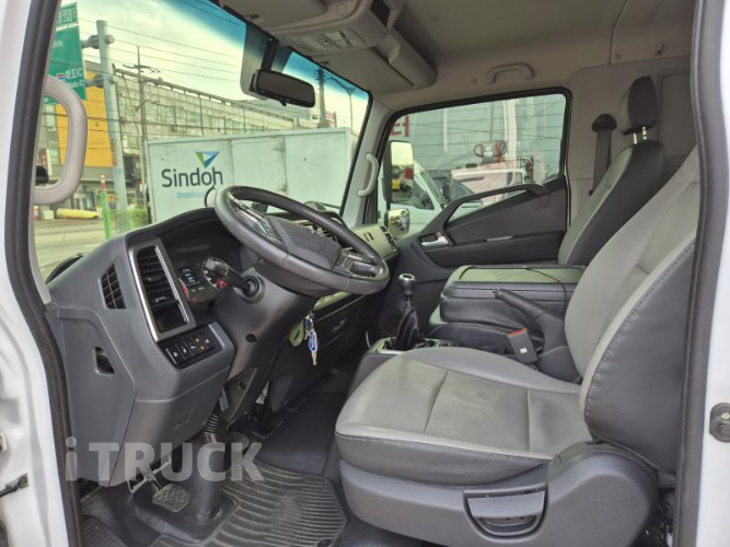 현대 올뉴마이티 3.5톤 카고 슈퍼캡 12