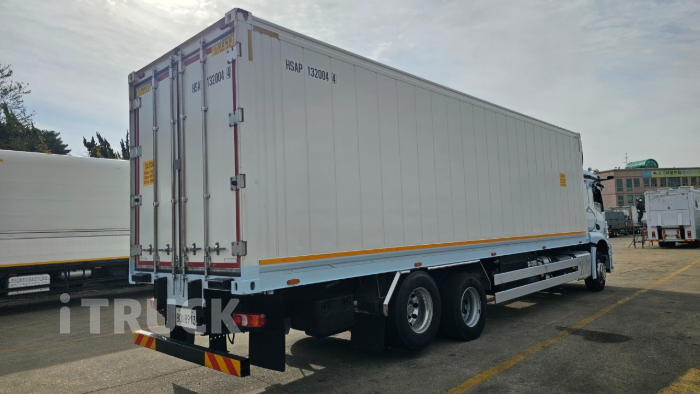 벤츠 아록스 299 후축 냉동 컨테이너탑 10.5톤 오토 3