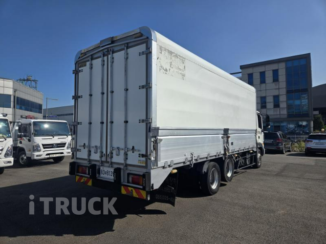 현대 메가트럭 250 앞축 윙바디 5톤 수동 8