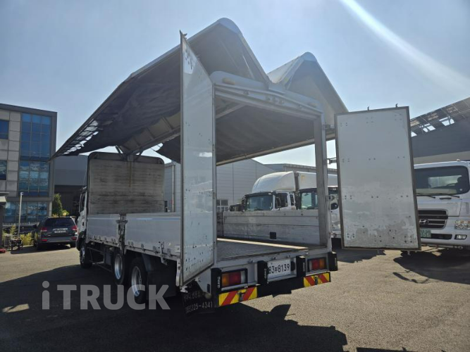 현대 메가트럭 250 앞축 윙바디 5톤 수동 3