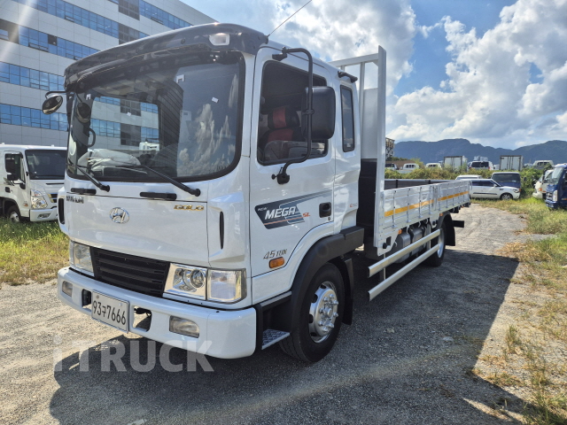 현대 메가트럭 260 단바리 카고 4.5톤 수동 0