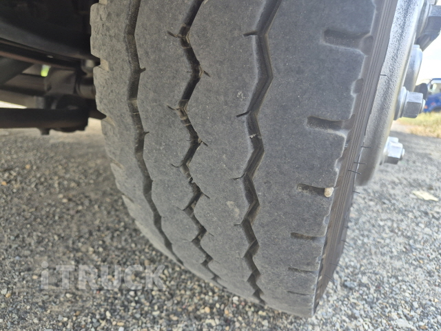 현대 메가트럭 260 단바리 카고 4.5톤 수동 7