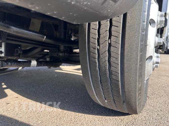 현대 메가트럭 250 단바리 카고 4.5톤 오토 14