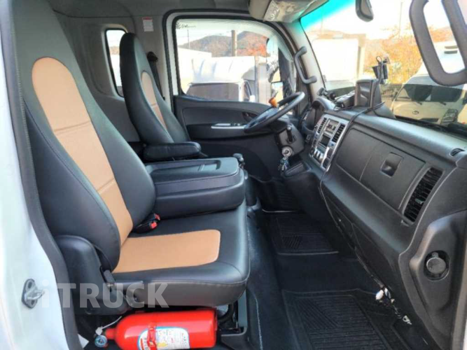 타타대우 더쎈 3.5톤 광폭 냉동탑 투냉 조르다 10