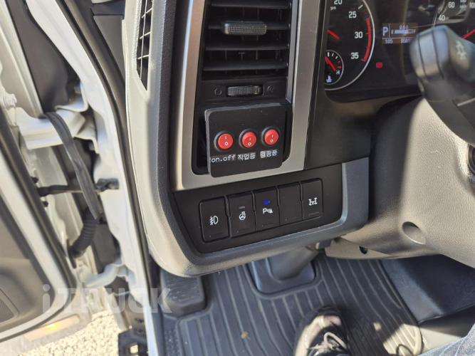 현대 올뉴마이티 3.5톤 광폭 윙바디 슈퍼캡 12