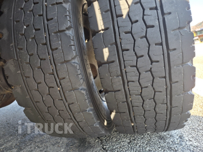 현대 메가트럭 화물덤프 5톤 9