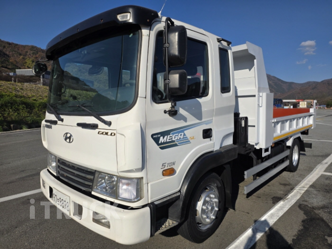 현대 메가트럭 화물덤프 5톤 2