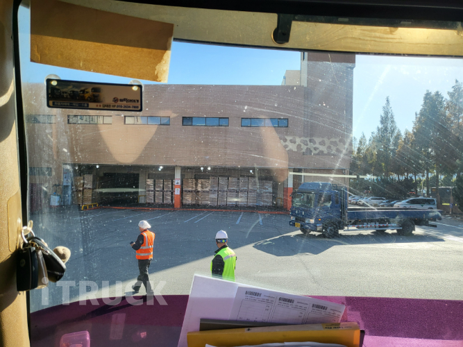 현대 엑시언트 430 십바리 윙바디 14톤 오토 14