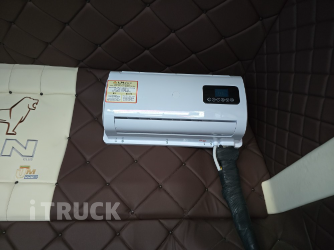 만 TGM 320 후축 윙바디 11.2톤 오토 17