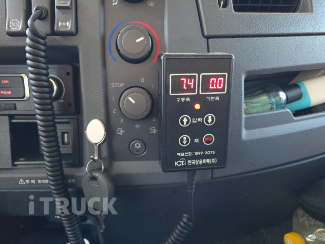 볼보 FE 350 후축 윙바디 10.5톤 오토 13