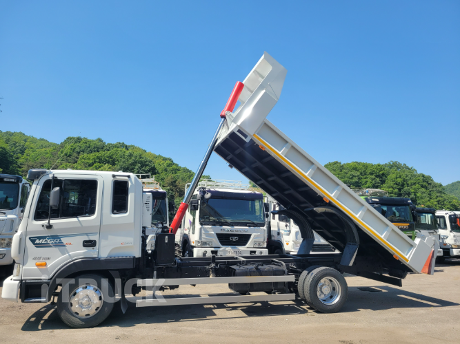 현대 메가트럭 250 중기(건설)덤프 4.5톤 수동 9