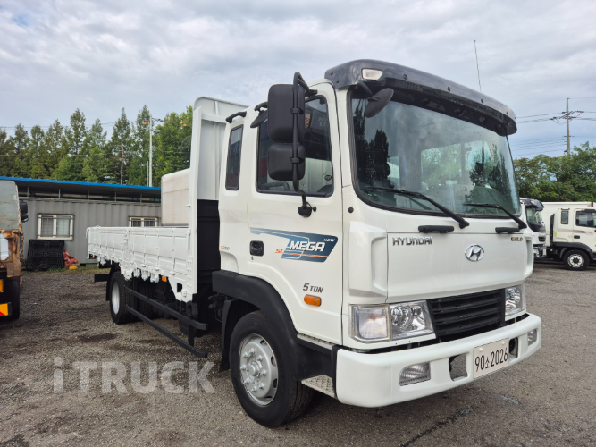 현대 메가트럭 250 단바리 카고 4.5톤 수동 0