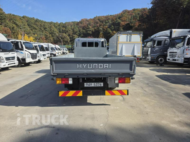 현대 올뉴마이티 3.5톤 카고 슈퍼캡 6