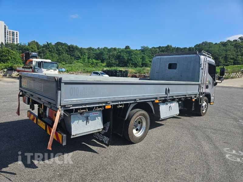 현대 올뉴마이티 3.5톤 카고 초장축 4