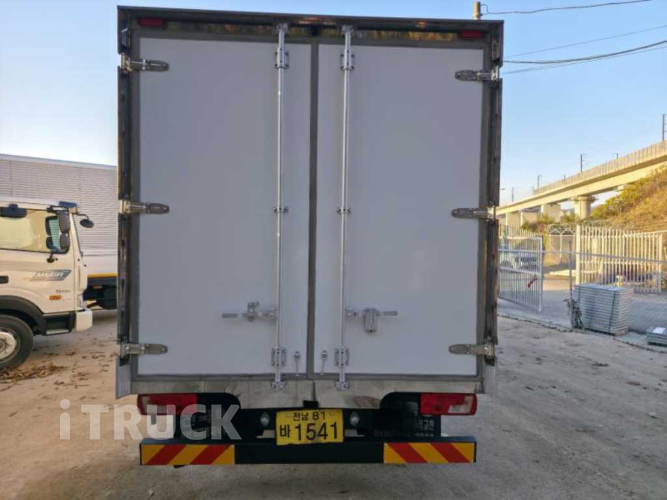 타타대우 더쎈 3.5톤 광폭 냉동탑 투냉 조르다 5