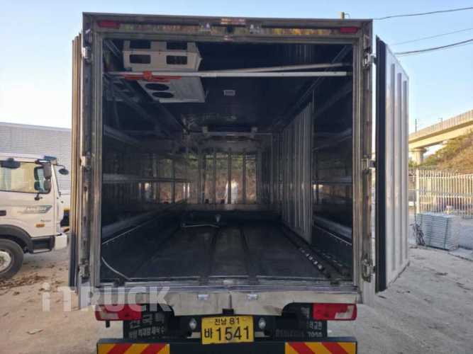 타타대우 더쎈 3.5톤 광폭 냉동탑 투냉 조르다 6