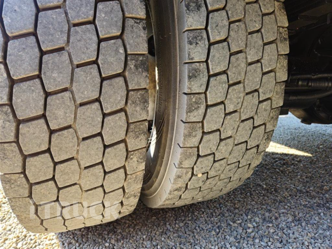 현대 메가트럭 260 단바리 카고 4.5톤 수동 18