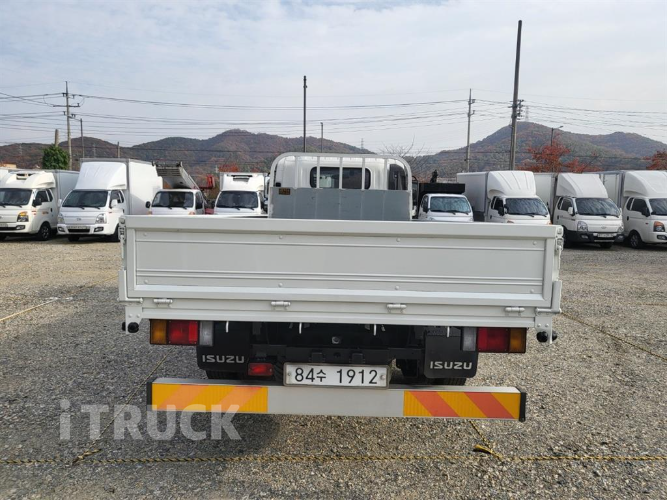 이스즈 엘프 3.5톤 카고 숏캡(일반캡, 표준캡) 4