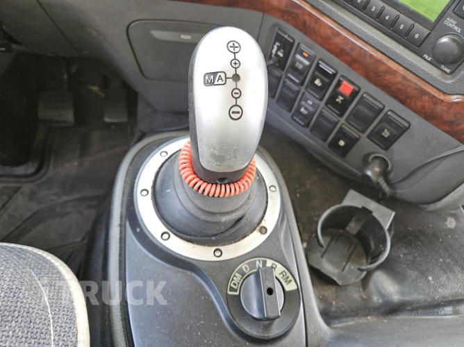 현대 트라고 520 앞축 윙바디 25톤 오토 리타더 19