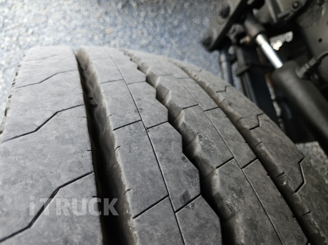 현대 트라고 520 앞축 윙바디 25톤 오토 리타더 7