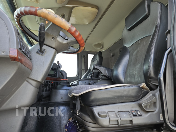 현대 트라고 520 앞축 윙바디 25톤 오토 리타더 14