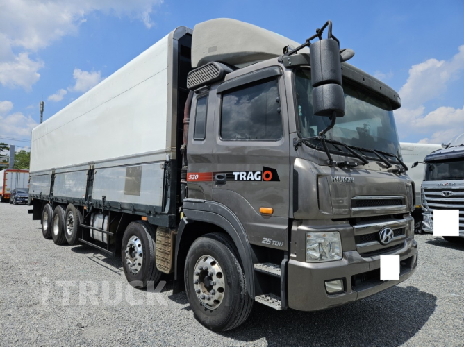 현대 트라고 520 앞축 윙바디 25톤 오토 리타더