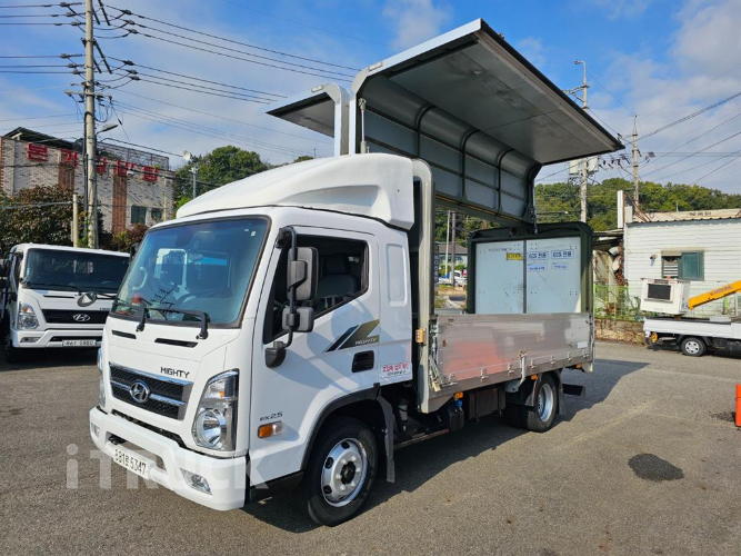 현대 올뉴마이티 2.5톤 윙바디 슈퍼캡 8