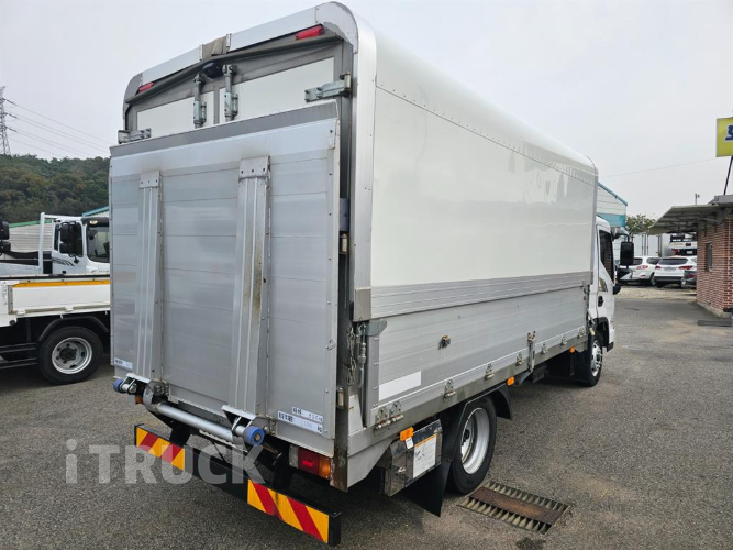 현대 올뉴마이티 2.5톤 윙바디 슈퍼캡 4