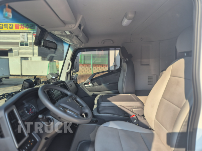 현대 마이티와이드 3.5톤 광폭 냉장탑 12