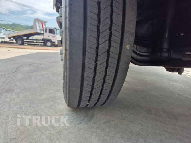 현대 셀프로더 메가트럭 4.5톤 9