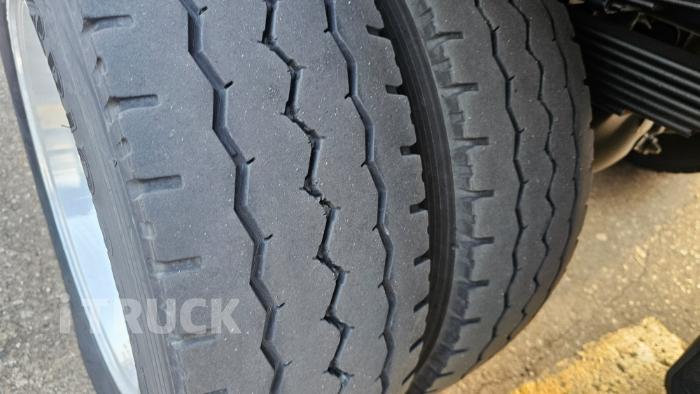 현대 파비스 325 후축 냉장윙 13.5톤 오토 7